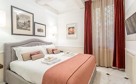 Stylish Spanish Steps Retreat
